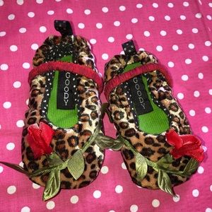 Goody Goody leopard rose baby shoes/slippers